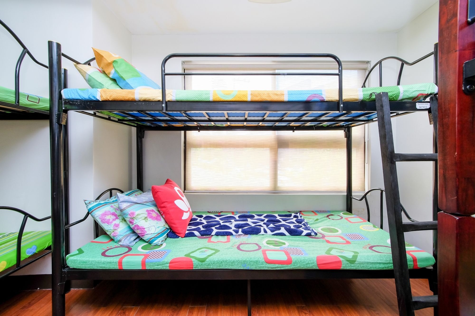 Zen Hostel Quirino Ave. Malate Manila Exteriör bild