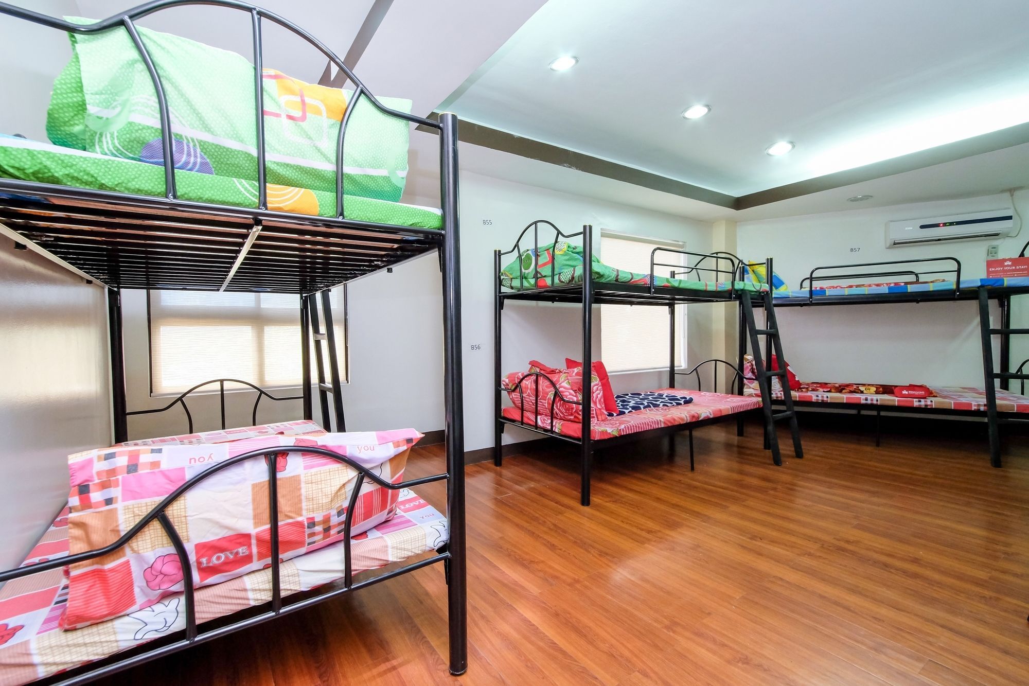 Zen Hostel Quirino Ave. Malate Manila Exteriör bild