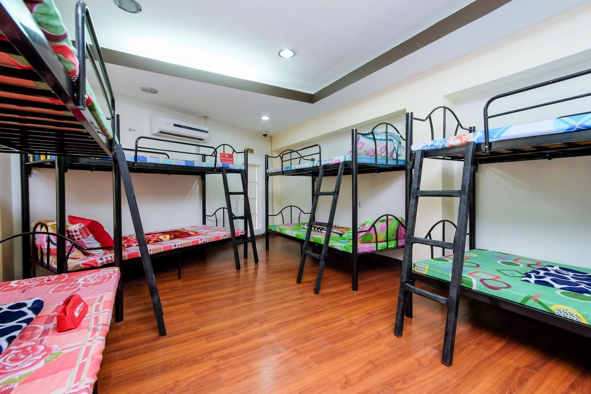 Zen Hostel Quirino Ave. Malate Manila Exteriör bild