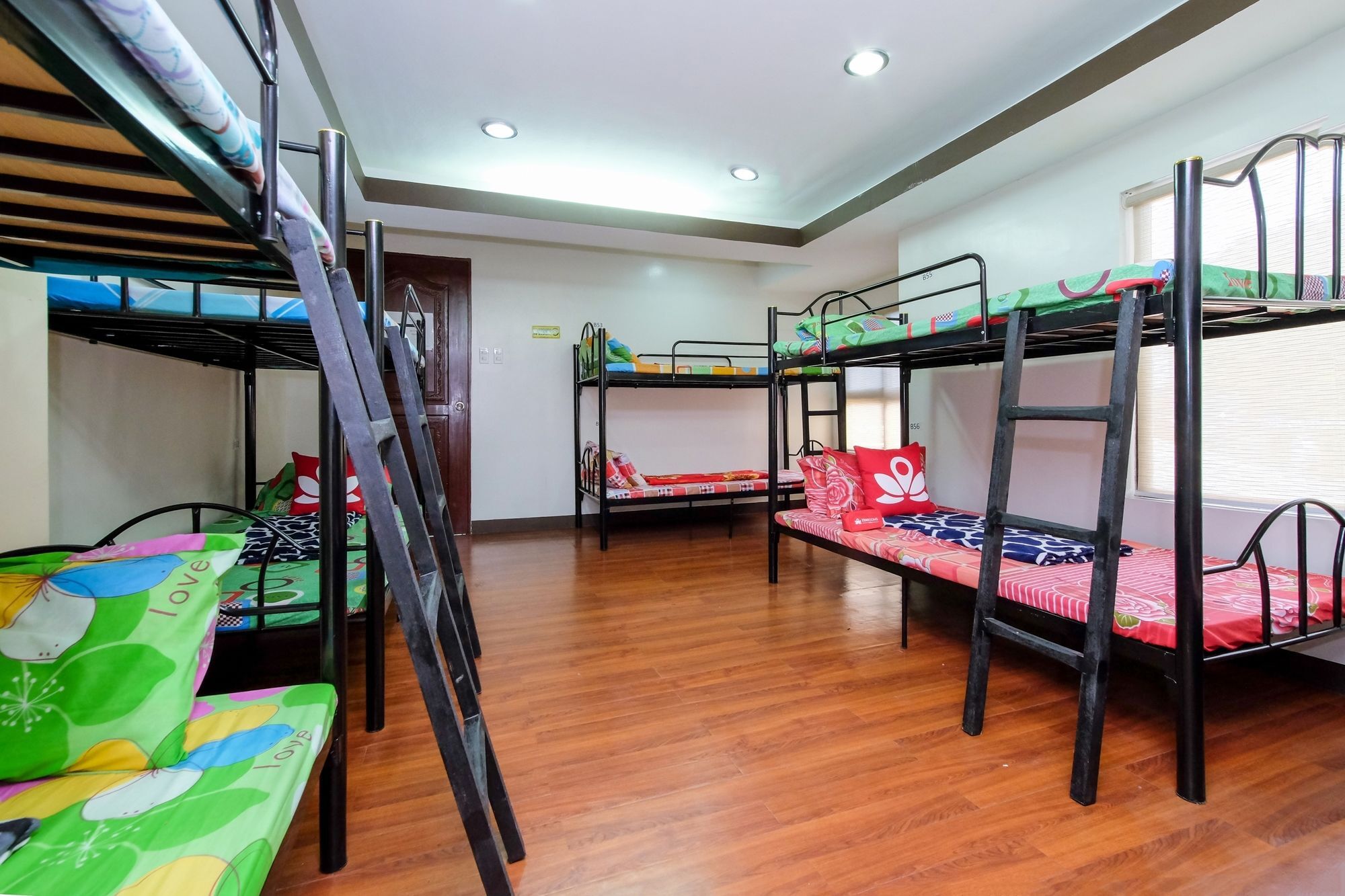 Zen Hostel Quirino Ave. Malate Manila Exteriör bild